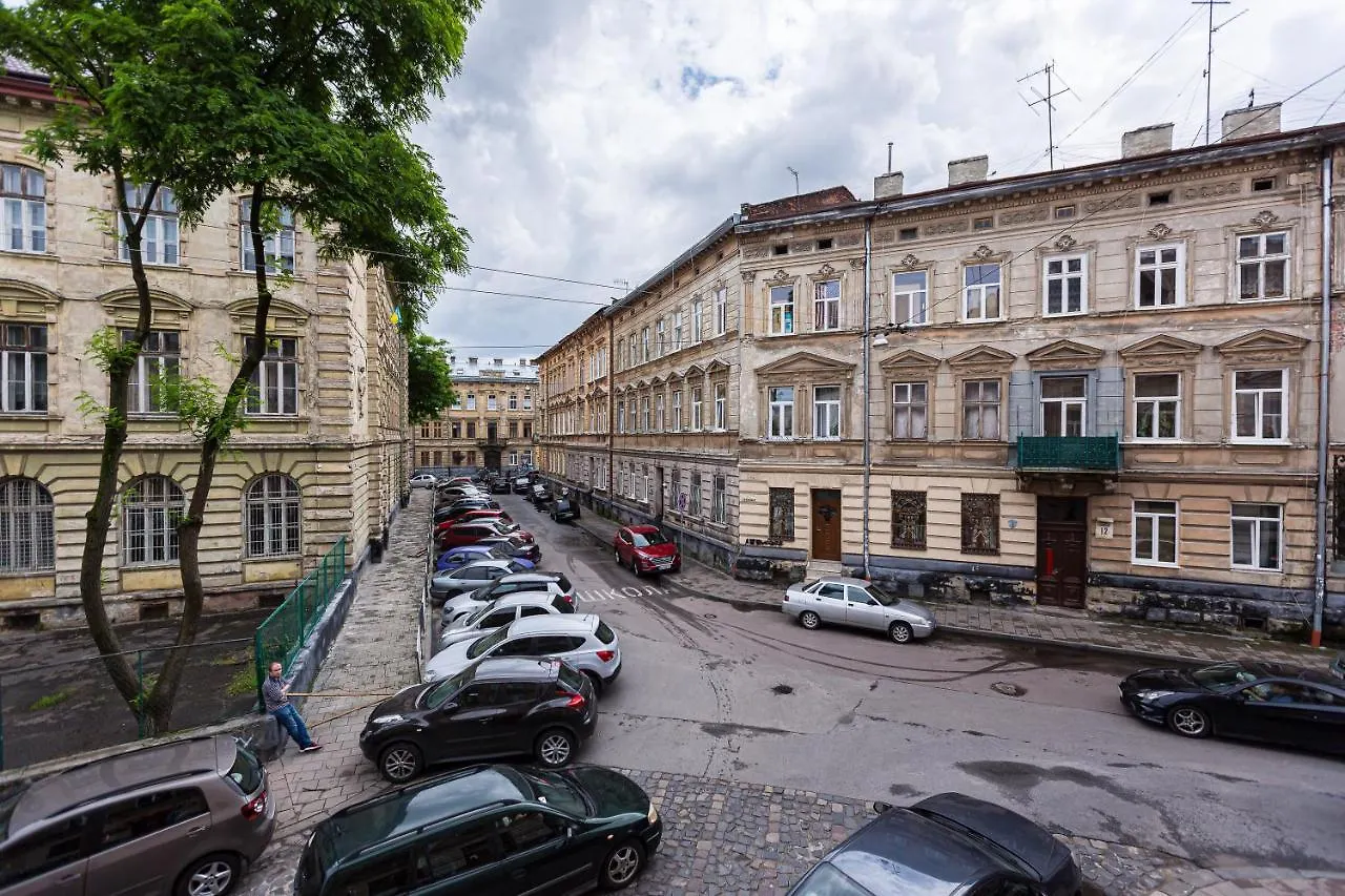Apartment Сучасна Квартира По Вул Дарії Гусяк 9 Біля Краківського Lviv Ukraine